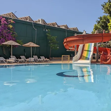 Uk Kiris Hotel 4*