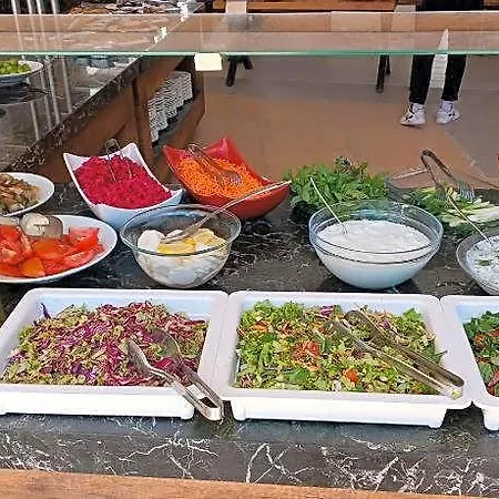 Szálloda Uk Kiris