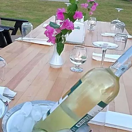 Szálloda Uk Kiris 4*