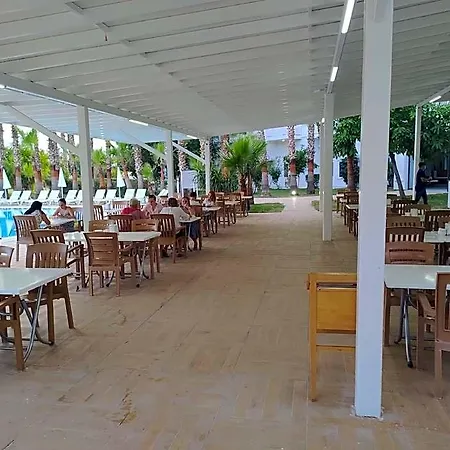 Uk Kiris Hotel