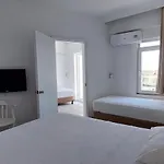 Uk Kiris Отель