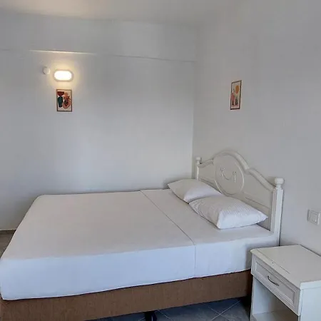 Отель Uk Kiris 4*